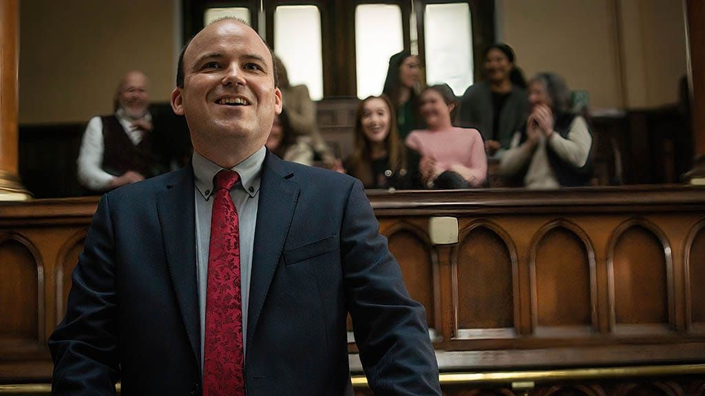 David Contra os Bancos crítica do filme história real Netflix 2023