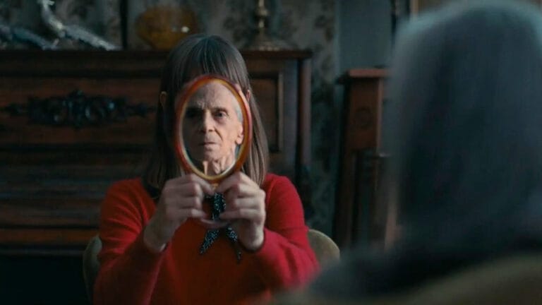 A-Avó-crítica-do-filme-de-terror-espanhol-de-Paco-Plaza-de-2021-Prime-Video