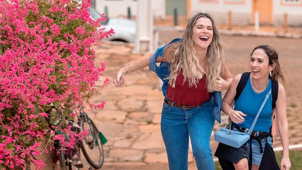 Confira a crítica do filme "Minha Irmã e Eu", comédia brasileira com Ingrid Guimarães e Tatá Werneck que está disponível no Globoplay