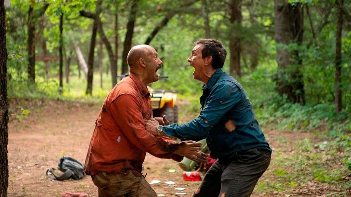 Confira a crítica do filme "Acampamento em Família", comédia de 2022 disponível para assinantes do Prime Video.
