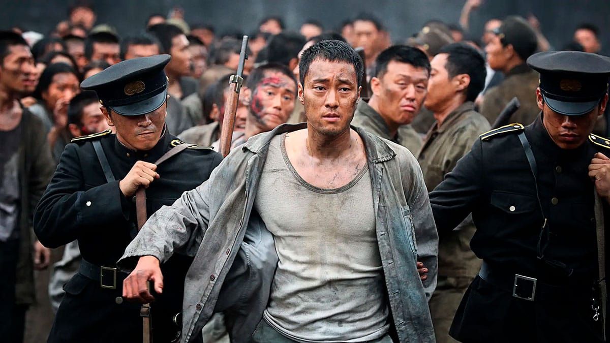 Confira a crítica de "Fuga Impossível" (The Battleship Island), filme sul-coreano de 2017 disponível para assinantes do Prime Video.