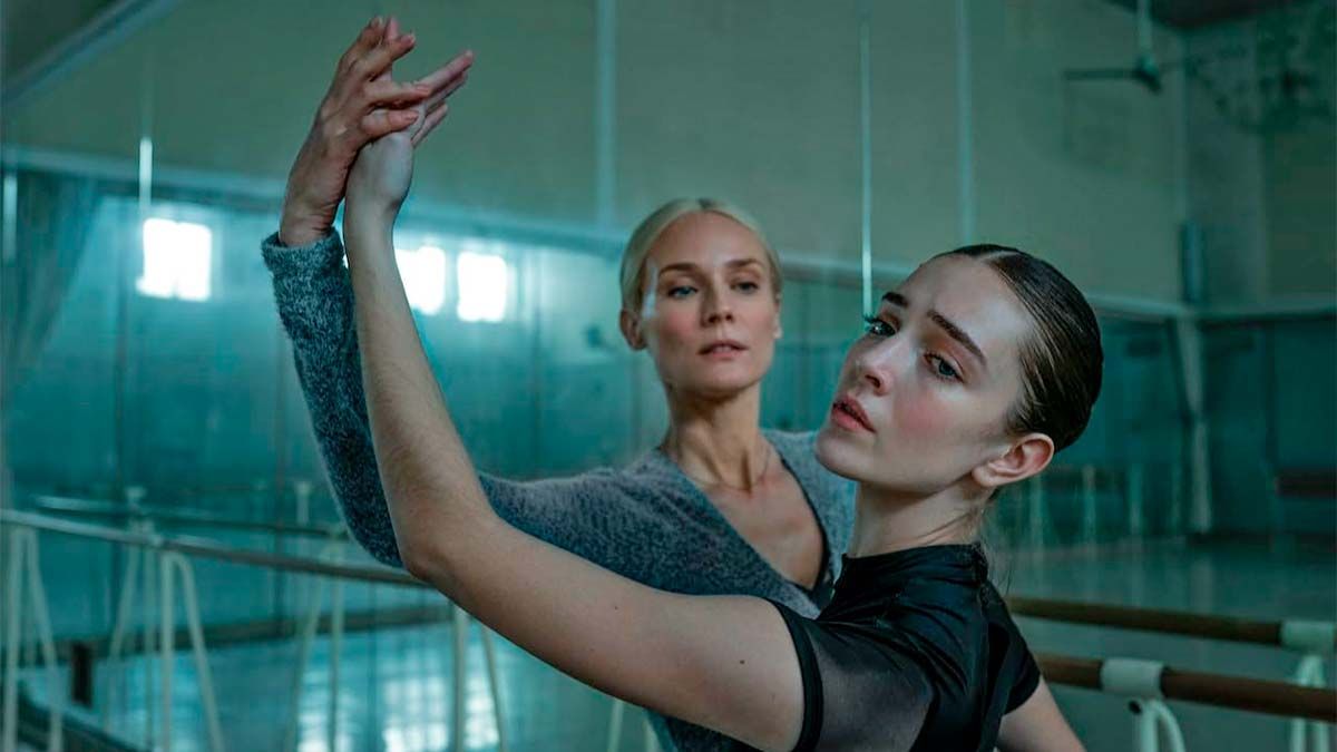 Confira a crítica do filme "Joika: Uma Americana no Bolshoi", drama de 2024 disponível para assinantes da Max.