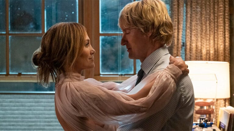 Confira a crítica do filme "Case Comigo", comédia romântica com Jennifer Lopez e Owen Wilson disponível para assinantes da Netflix.
