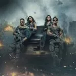 Confira a crítica de "Irmãos Implacáveis", filme ação e ficção científica indiano disponível para assinantes da Netflix.