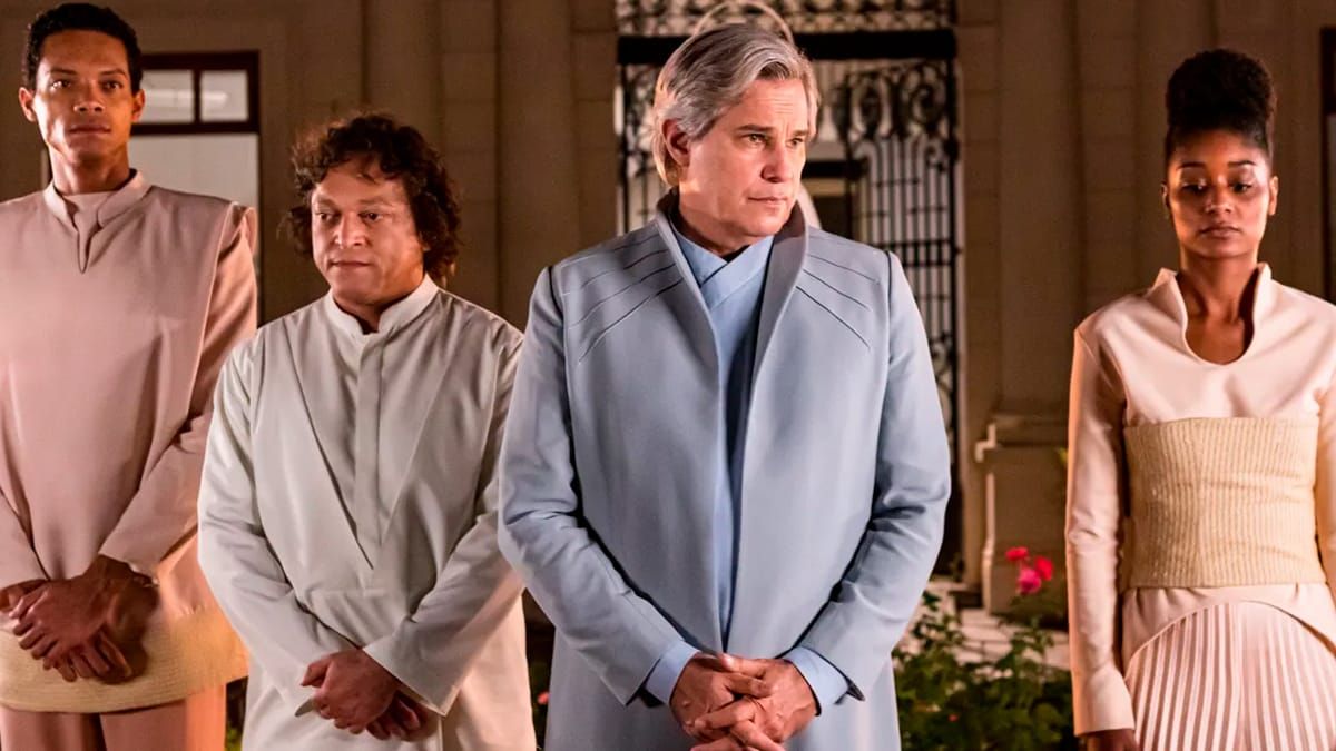 Confira a crítica do filme "Nosso Lar 2: Os Mensageiros", drama espírita brasileiro disponível para assinantes do Disney+.