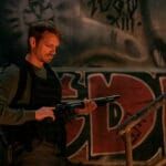 Confira a crítica de "O Silêncio da Vingança", filme de suspense e ação de 2023 disponível para assinantes do Prime Video.