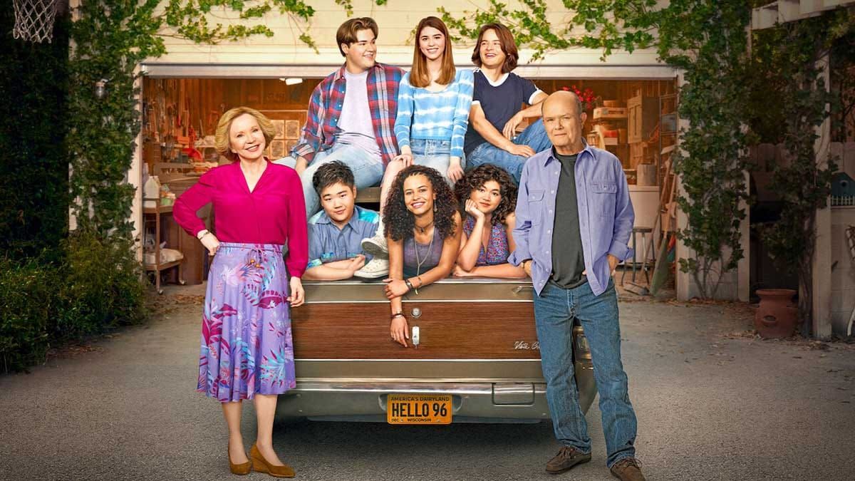 Confira a crítica da temporada 2 de "That '90s Show", série de comédia disponível para assinantes da Netflix.