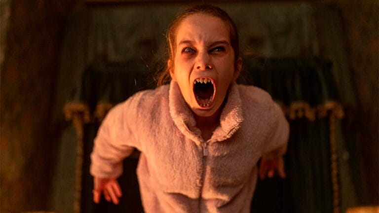 Saiba onde assistir ao filme "Abigail" (2024), estrelado por Melissa Barrera e Dan Stevens, que chegou ao streaming.
