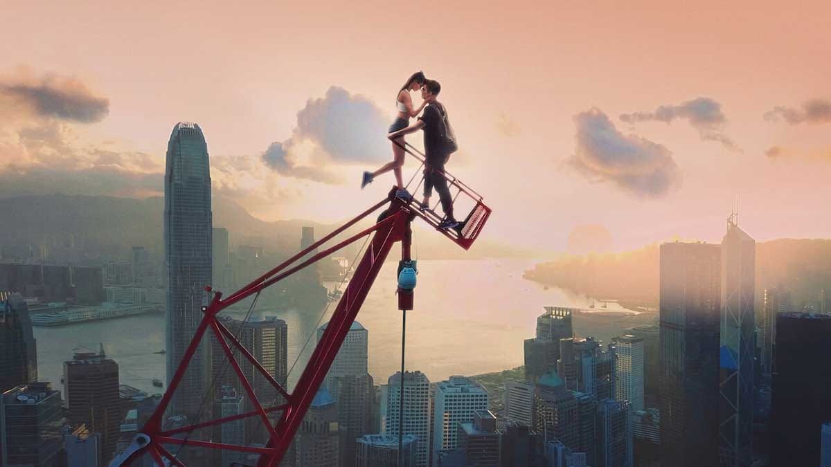Confira a crítica do filme "Skywalkers: Uma História de Amor", documentário de 2024 disponível para assinantes da Netflix.