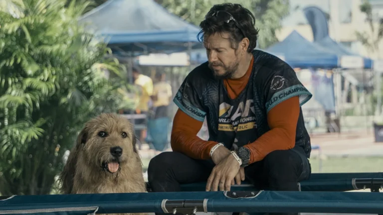 Confira a crítica do filme "Uma Prova de Coragem", aventura dramática de 2024 disponível para assinantes do Prime Video.