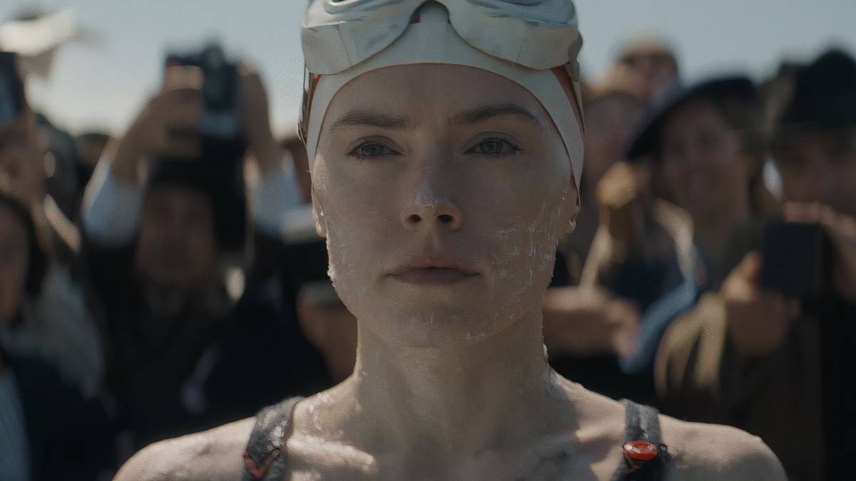 Confira a crítica do filme "A Jovem e o Mar", drama de 2024 com Daisy Ridley disponível para assistir no Disney+.