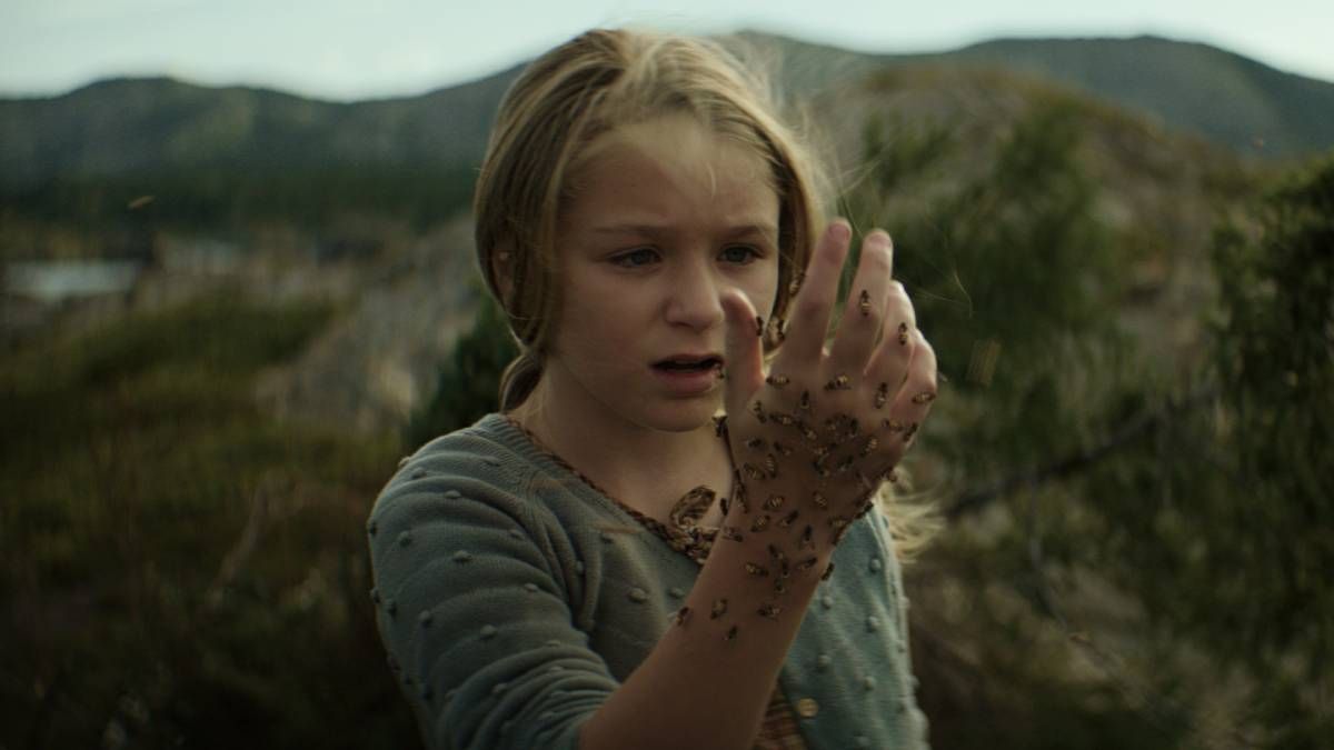 Confira a crítica do filme "A Menina do Mar", suspense dramático de 2024 disponível para assinantes da Max.