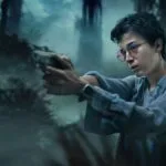 Confira a crítica do filme "Fronteira Sombria", suspense indonésio de 2024 disponível para assinantes da Netflix.