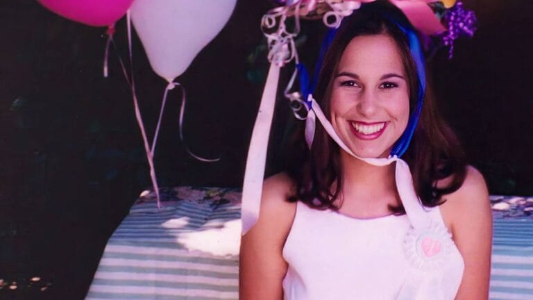 Confira a crítica de "Homicídio nos EUA: Laci Peterson", série documental de 2024 disponível para assistir na Netflix.
