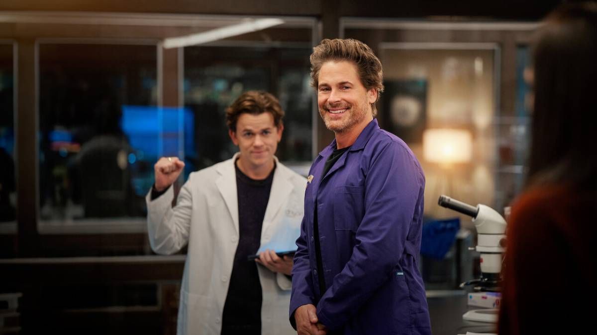 Confira a crítica da temporada 2 de "Instável", série de comédia com Rob Lowe disponível para assinantes da Netflix.