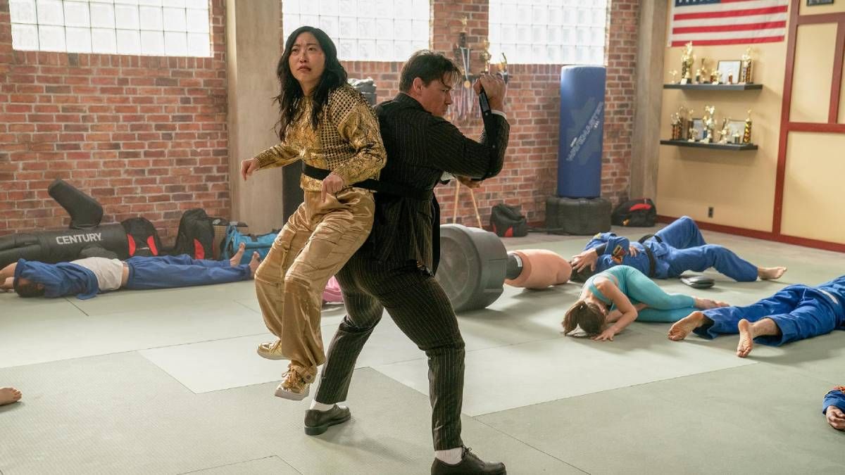 Confira a crítica do filme "Jackpot - Loteria Mortal", comédia de ação com John Cena e Awkwafina de 2024 disponível no Prime Video.