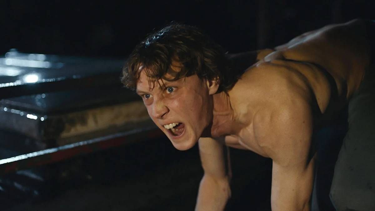 Entenda o final do filme "O Lobo", suspense dramático de 2021 com George MacKay e Lily-Rose Depp disponível para assistir na Netflix.