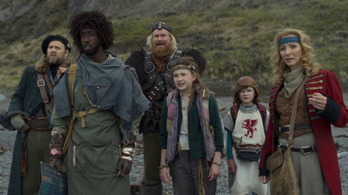 Confira a crítica do episódio 10 de "Os Bandidos do Tempo", final da série com Lisa Kudrow da Apple TV Plus.