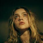 Confira a crítica do filme "Armadilha em Alto Mar", suspense de 2024 com Isabel Gravitt disponível para assistir na Netflix.