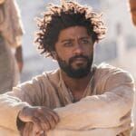 Confira a crítica do filme "O Livro de Clarence", comédia musical de 2024 com LaKeith Stanfield e Omar Sy disponível para assistir na Max.