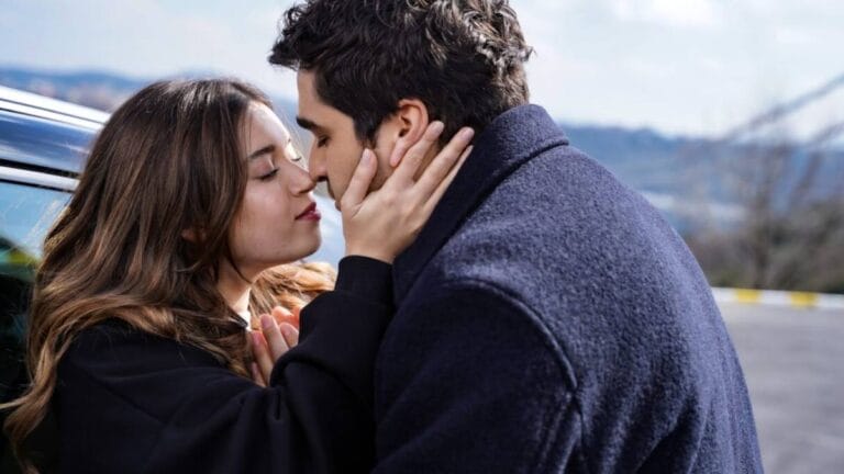 Confira a crítica do final da temporada 2 da série "O Canto do Pássaro", novela turca de 2023 disponível para assistir na Max.