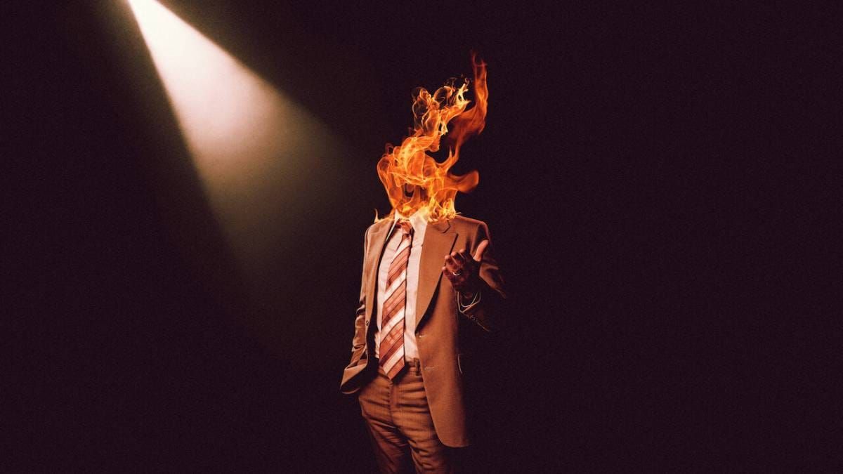 Entrevista com o Demônio crítica do filme Netflix 2023