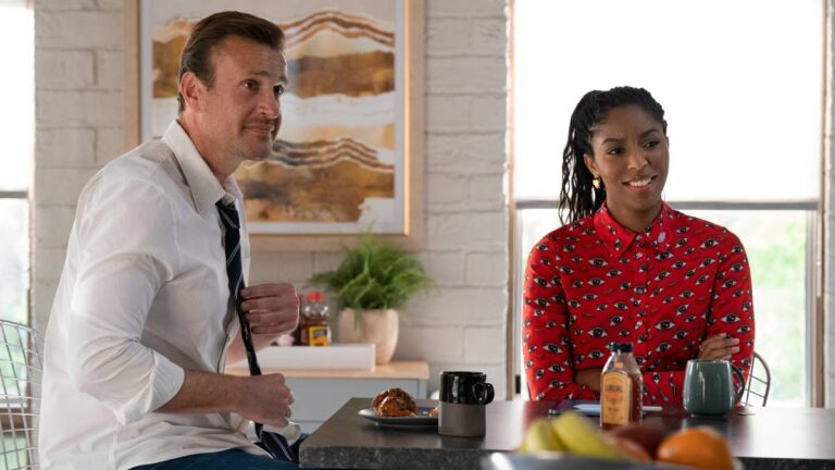 Confira a crítica da temporada 2 de "Falando a Real", série de 2024 com Harrison Ford e Jason Segel disponível para assistir na Apple TV+