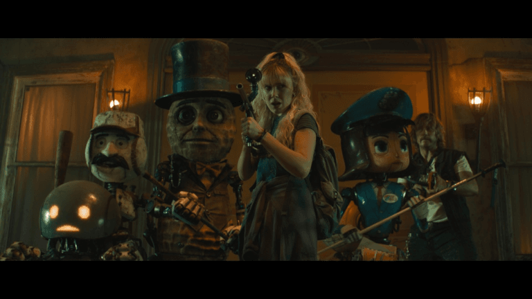 ‘The Electric State’ Netflix divulga as primeiras imagens de filme dos irmãos Russo com Millie Bobby Brown e Chris Pratt - VEJA!