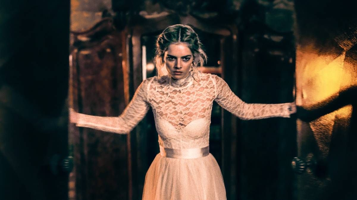 Confira a crítica do filme "Casamento Sangrento", terror de 2019 com Samara Weaving disponível para assistir na Netflix