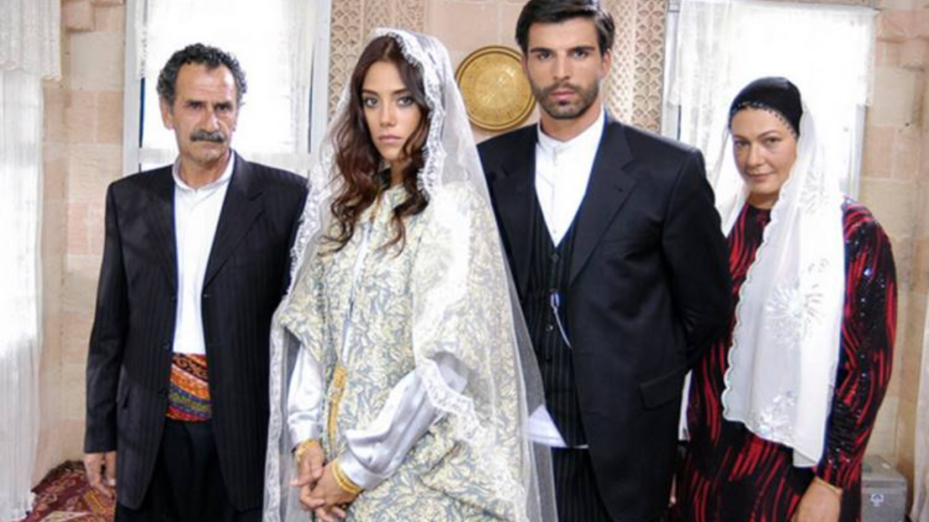 [LISTA] 15 novelas turcas IMPERDÍVEIS para assistir ainda em 2024 (13)