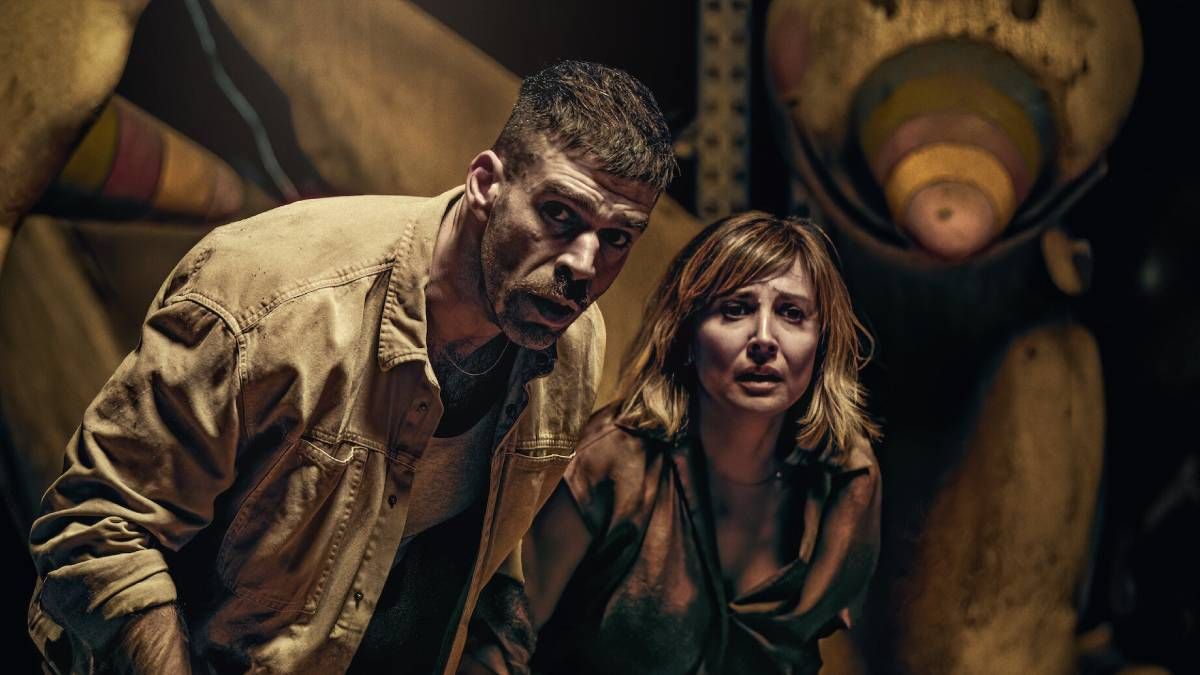 Confira a crítica da série "1992", suspense espanhol de 2024 de Álex de la Iglesia e Jorge Guerricaechevarría disponível na Netflix.