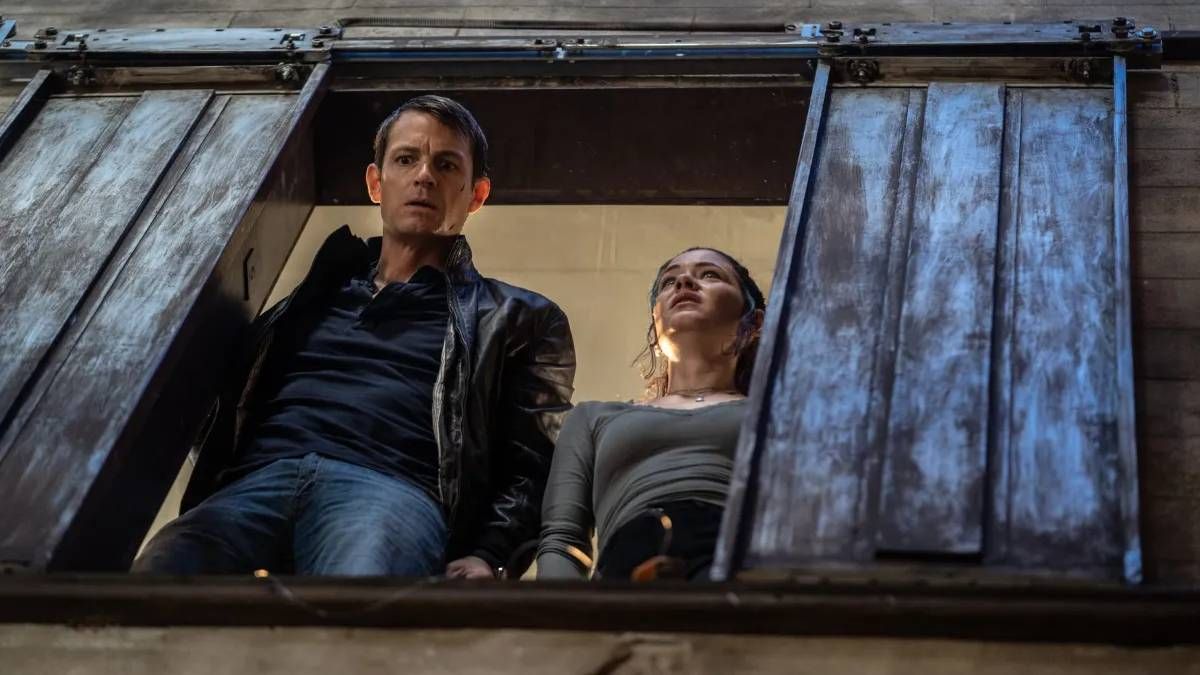 Confira a crítica do filme "A Hora Do Silêncio", suspense de 2024 com Joel Kinnaman disponível para assistir no Prime Video.