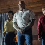 Confira a crítica do filme "Batem à Porta", suspense de 2023 de M. Night Shyamalan disponível para assistir no Prime Video