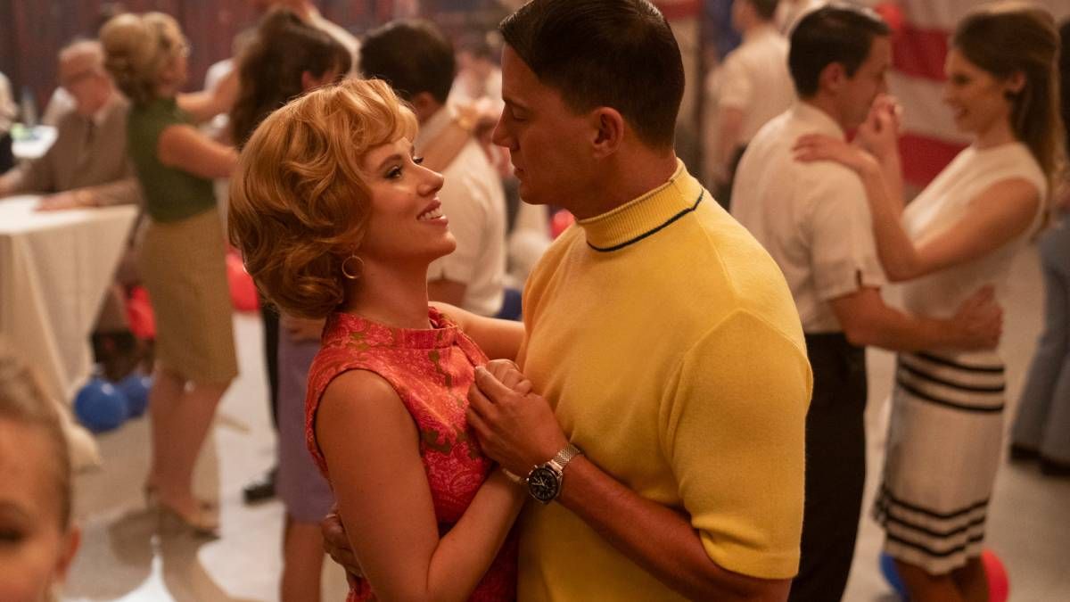 Confira a crítica do filme "Como Vender a Lua", comédia romântica de 2024 com Scarlett Johansson disponível para assistir na Apple TV+