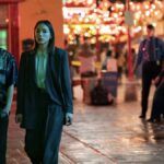Confira a crítica da série "Interior Chinatown", drama policial de 2024 com Chloe Bennet disponível para assistir no Disney+