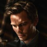 Confira a crítica do filme "Jurado Número 2", suspense dramático de 2024 de Clint Eastwood disponível para assistir na Max