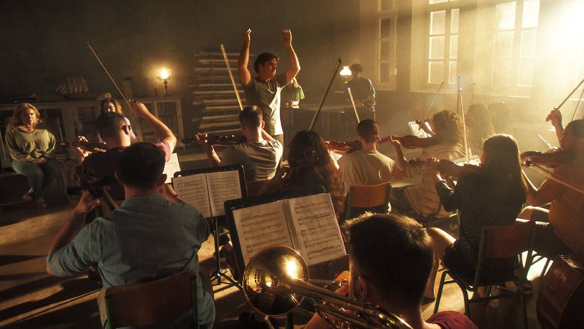 Confira a crítica da temporada 3 de "O Maestro e o Mar", série grega de 2024 disponível para assistir na Netflix