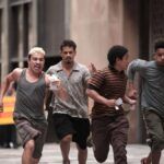 Confira a crítica do filme "Passagrana", comédia policial brasileira de 2024 disponível para assistir no Disney+.