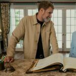 Confira a crítica do filme "Casamentos Cruzados", comédia com Will Ferrell e Reese Witherspoon de 2025 disponível no Prime Video.