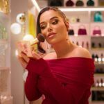 Confira a crítica da temporada 3 da série "Dubai Ostentação", reality show de 2025 disponível para assistir na Netflix.