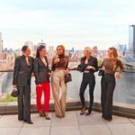 Confira a crítica da série "Nova York à Venda", reality show de 2025 disponível para assistir no catálogo da Netflix