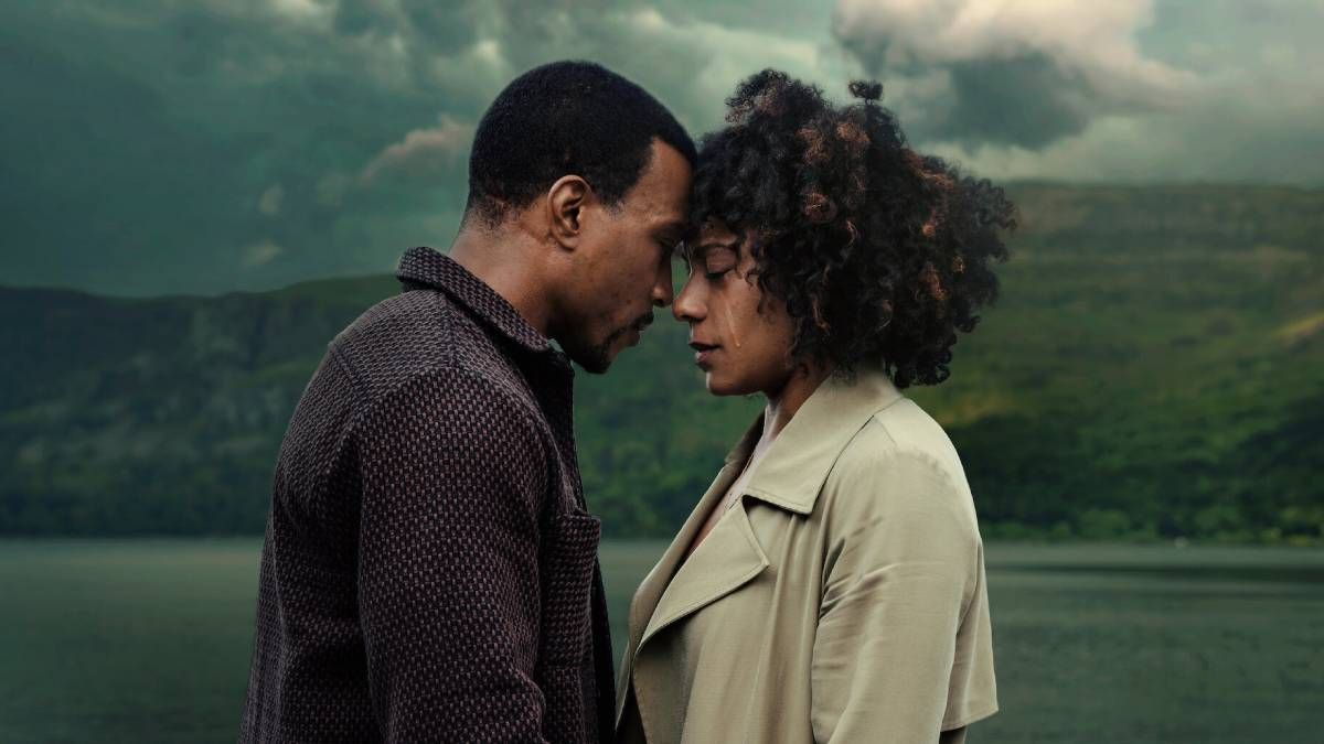 Confira a crítica da série "Que Falta Você Me Faz", minissérie de Harlan Coben de 2025 disponível para assistir na Netflix.