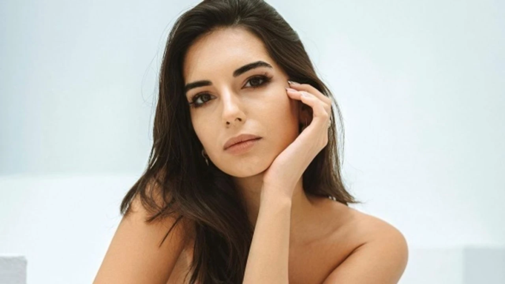 ‘O Último Verão’ conheça o elenco da nova novela turca do Globoplay (7)