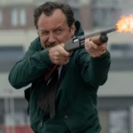 Entenda o final IMPACTANTE de ‘A Ordem’, filme com Jude Law do Prime Video