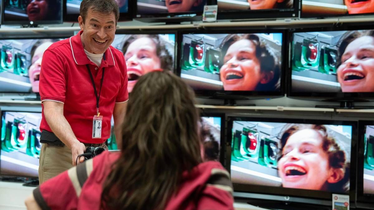 Confira o primeiro trailer da série "Uma Família Perfeita", nova minissérie de suspense dramático que estreia em março de 2025 no Disney+.