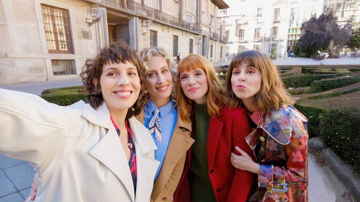 Confira a crítica da temporada 4 da série "Valéria", comédia dramática espanhola de 2025 disponível para assistir na Netflix.