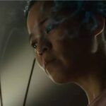 Confira a crítica do filme "Maníaco do Controle", terror com Kelly Marie Tran de 2025 disponível para assistir no Disney+