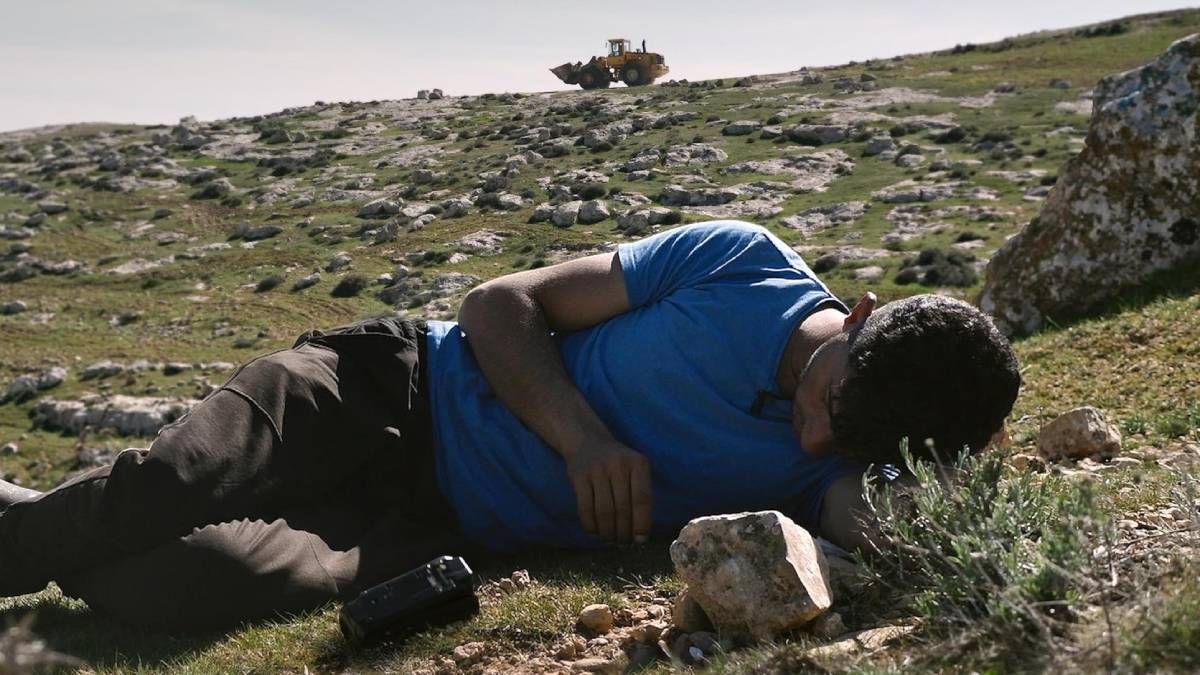 Confira a crítica do filme "Sem Chão", documentário vencedor do Oscar que estreia no dia 13 de março de 2025 nos cinemas