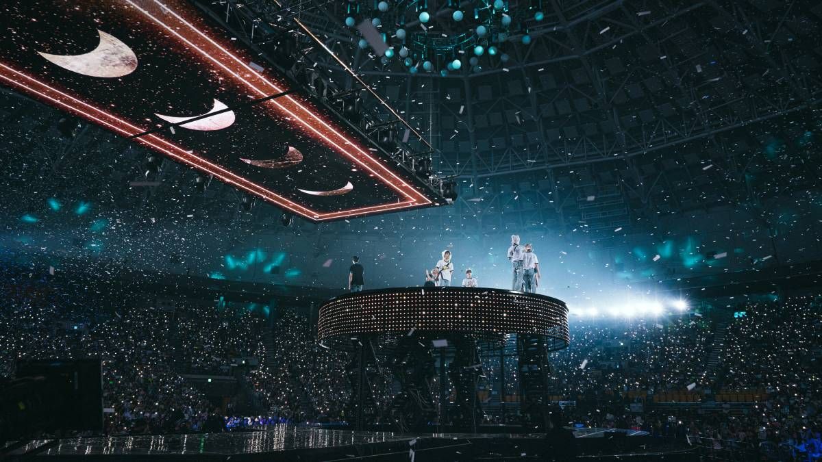 Confira a crítica do filme "Zerobaseone the First Tour [Timeless World] in cinemas", documentário de 2025 que estreou em 27 de março.