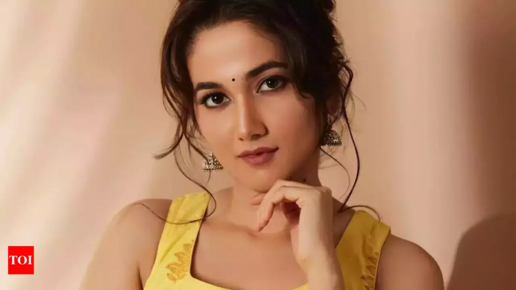 ‘Namorado Contratado’ conheça o elenco do filme indiano da Netflix (9)